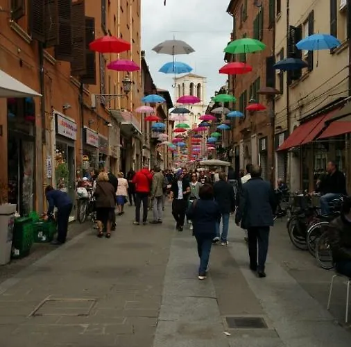 Ada Nocleg ze śniadaniem Ferrara